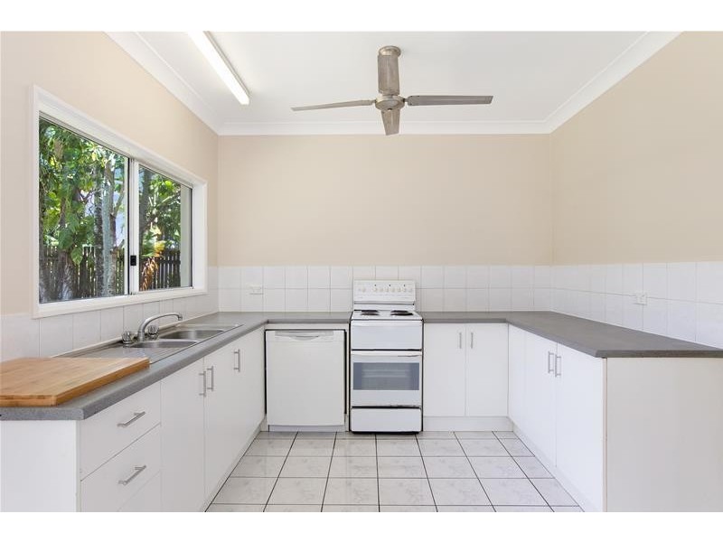 Bentley Park QLD 4869