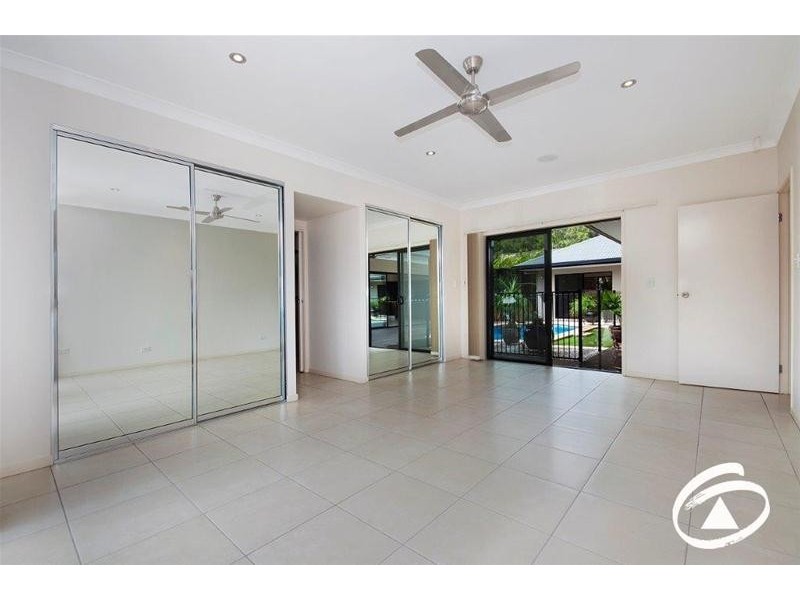 5 Rainbow Close, Kanimbla QLD 4870