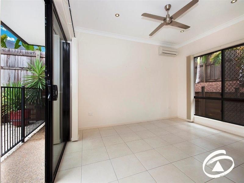 5 Rainbow Close, Kanimbla QLD 4870