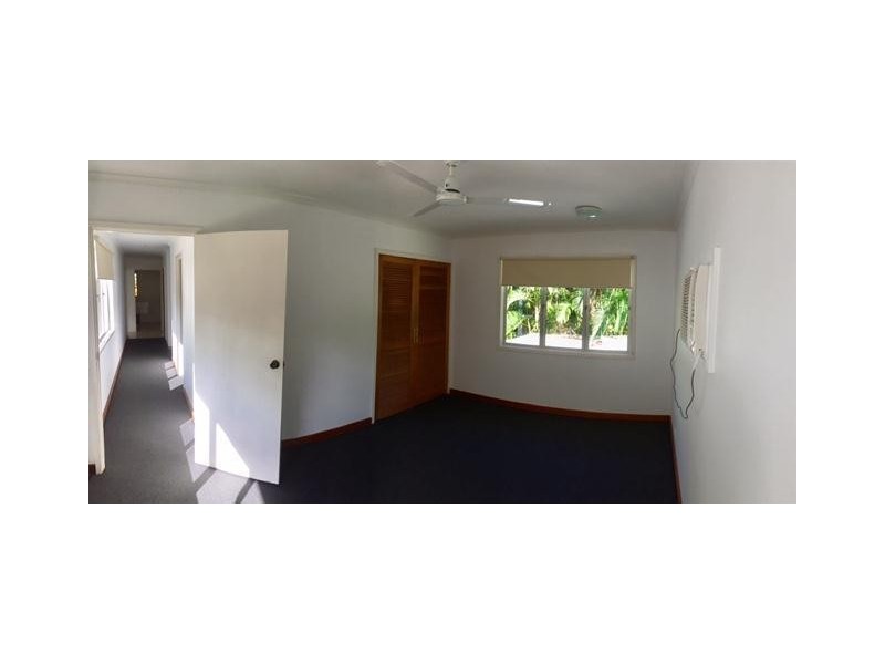 13 Ray Street, Yorkeys Knob QLD 4878