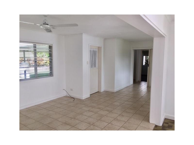 13 Ray Street, Yorkeys Knob QLD 4878