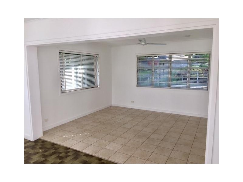 13 Ray Street, Yorkeys Knob QLD 4878