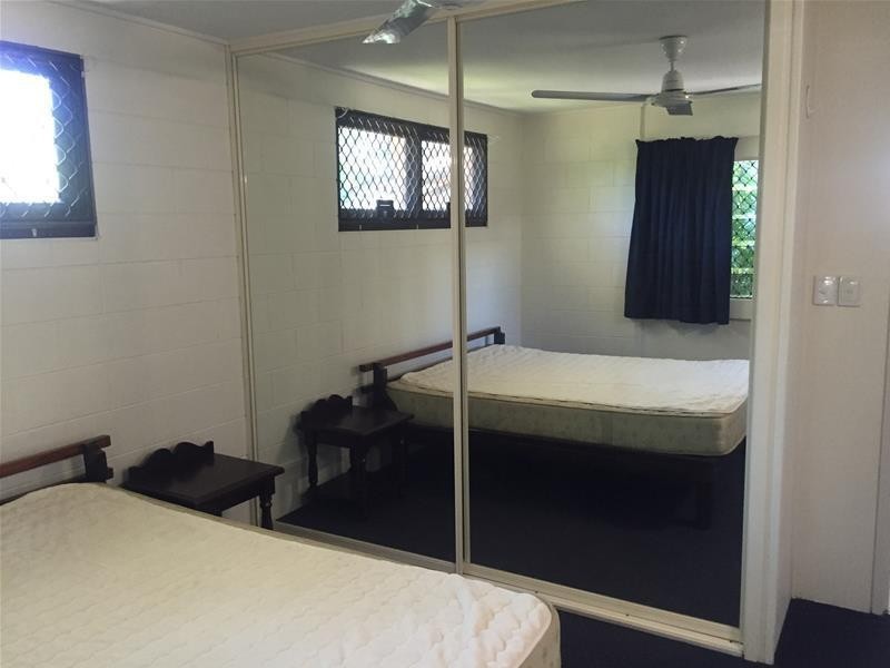 1/363 Severin  Street, Parramatta Park QLD 4870