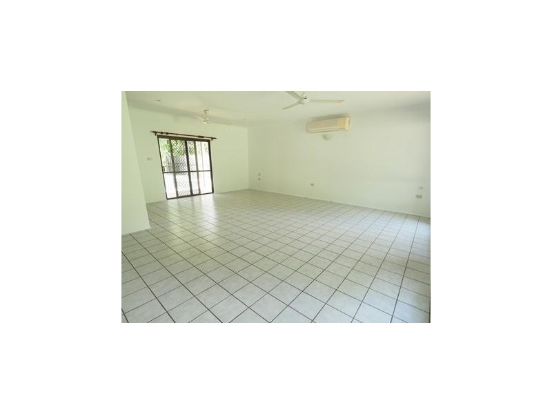 106 Hobson Street, Brinsmead QLD 4870