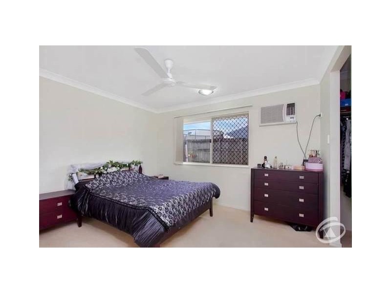 29 Cliffdale Street, Bentley Park QLD 4869