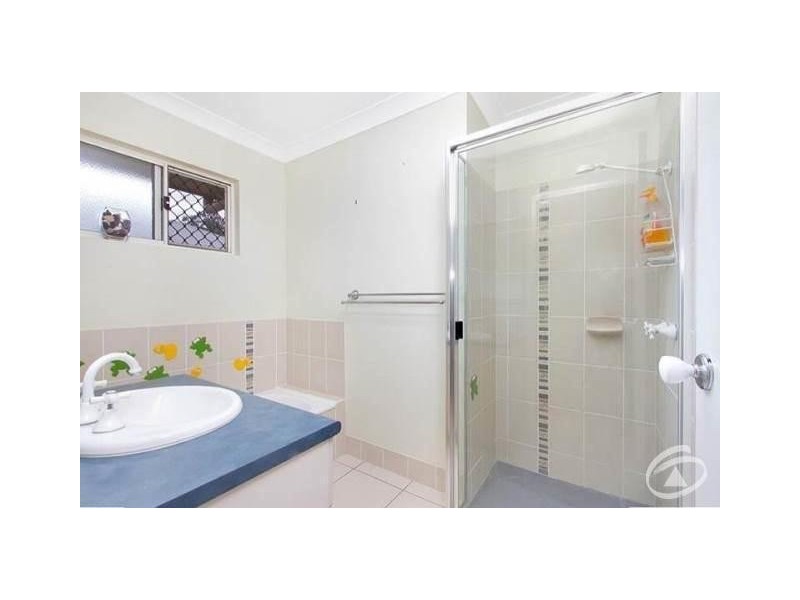 29 Cliffdale Street, Bentley Park QLD 4869