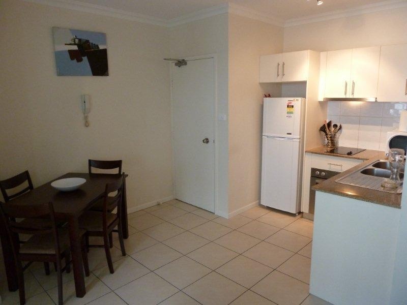 5a/210 Grafton Street, Cairns QLD 4870