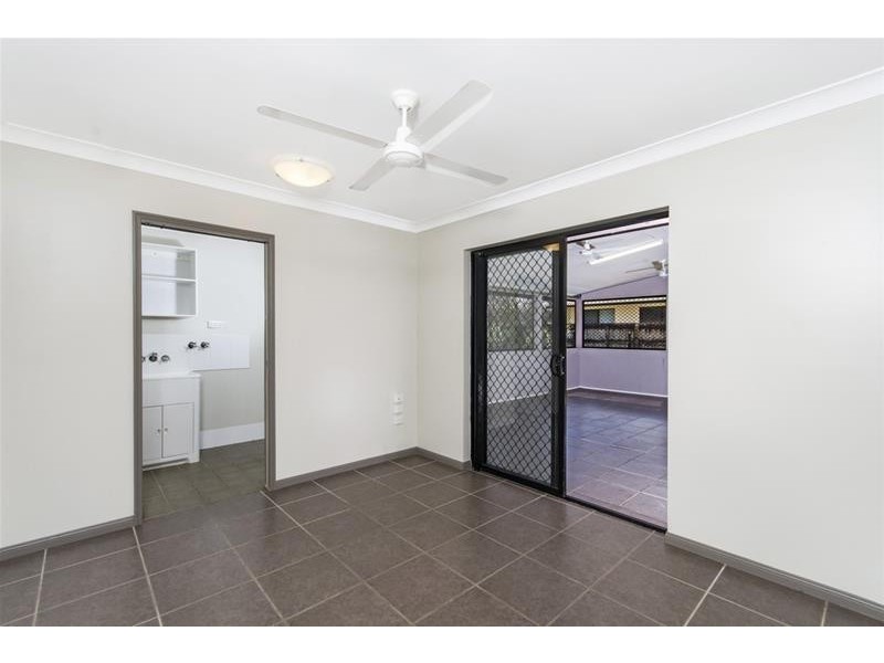 3 Keppel Place, Bentley Park QLD 4869