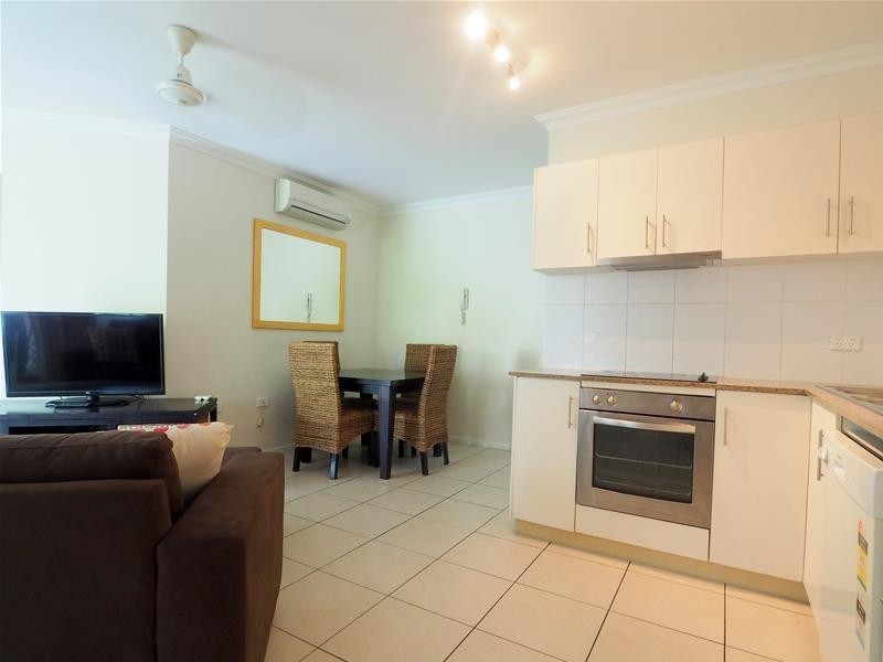 10b/210 Grafton  Street, Cairns City QLD 4870