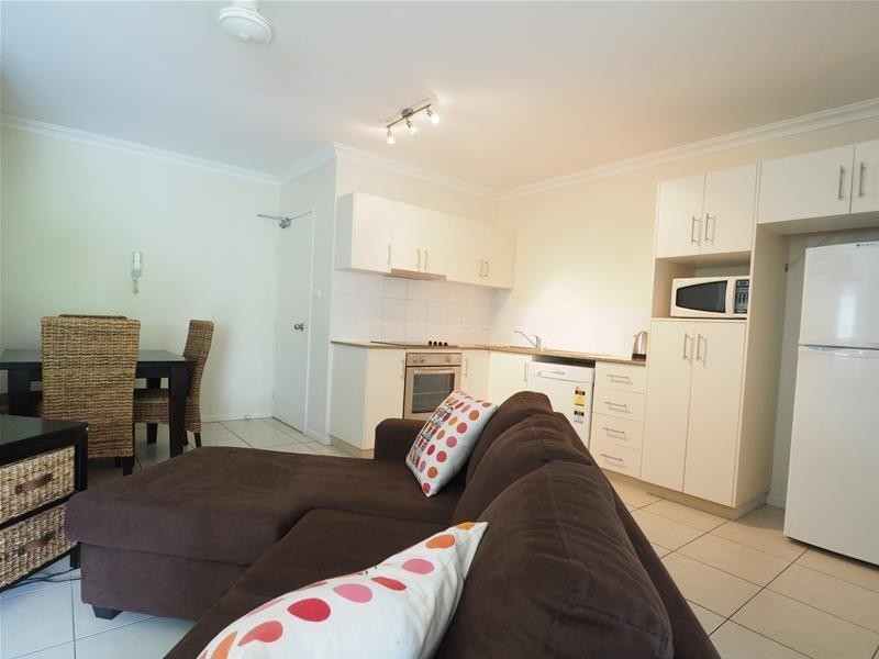 10b/210 Grafton  Street, Cairns City QLD 4870