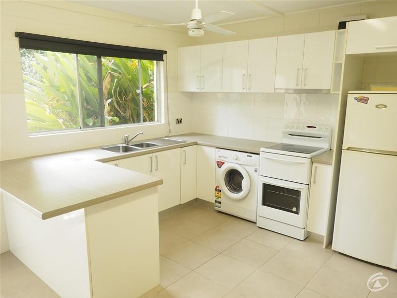 4/30 Mimosa  Street, Holloways Beach QLD 4878