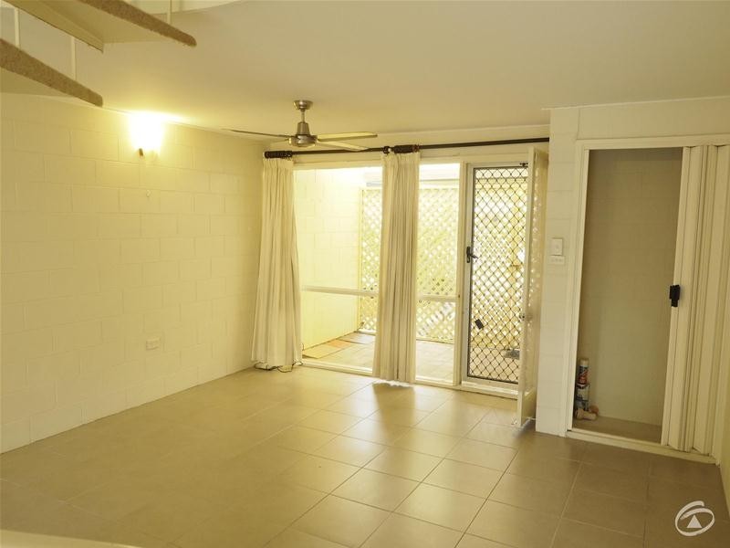 4/30 Mimosa  Street, Holloways Beach QLD 4878