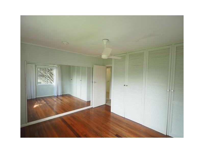 1 Mazlin Close, Edge Hill QLD 4870