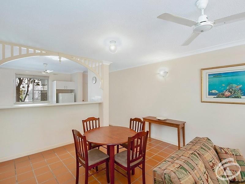 9/158 McLeod Street, Cairns North QLD 4870