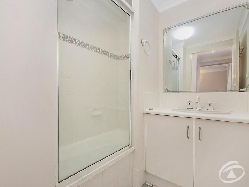 9/158 McLeod Street, Cairns North QLD 4870