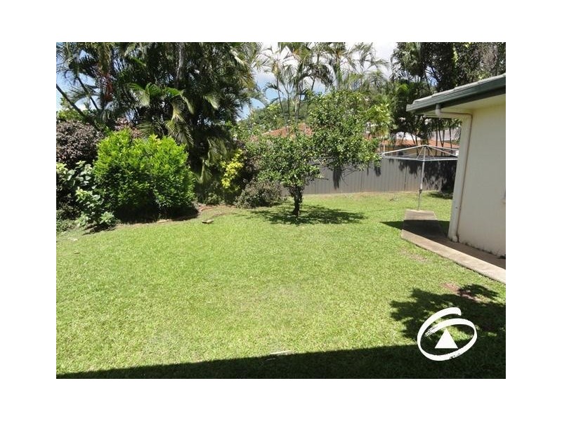 4 Clohesy Court, Kanimbla QLD 4870
