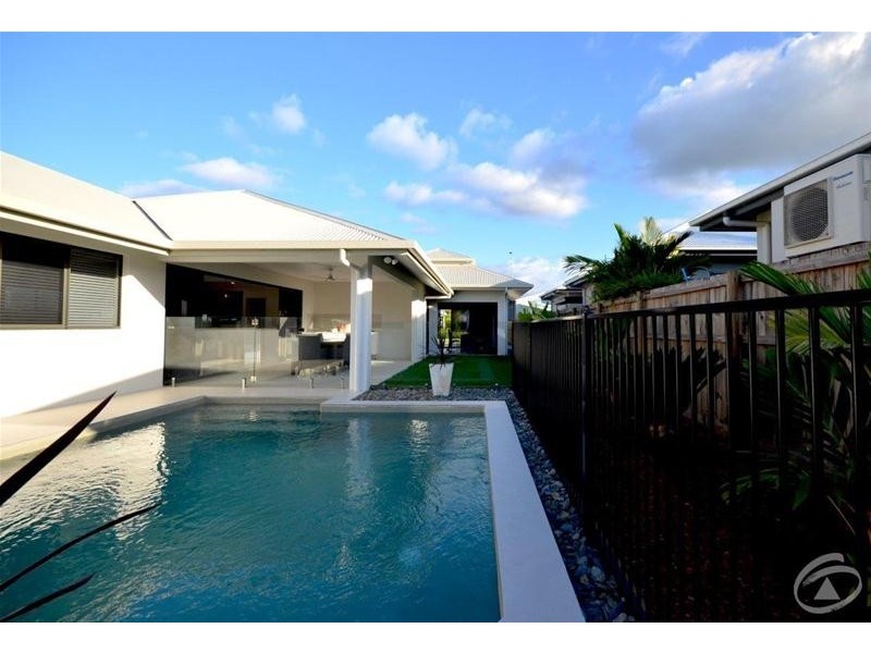 17 Castleton Entrance, Smithfield QLD 4878