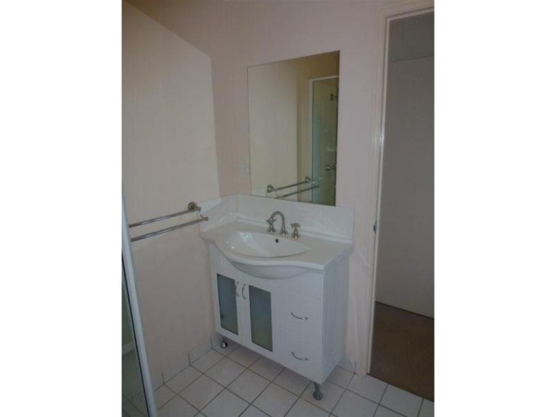 206/4 Grantala Street, Manoora QLD 4870