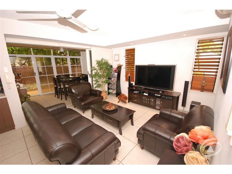 7/15-19 Thomas Street, Cairns North QLD 4870