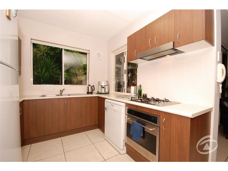 7/15-19 Thomas Street, Cairns North QLD 4870