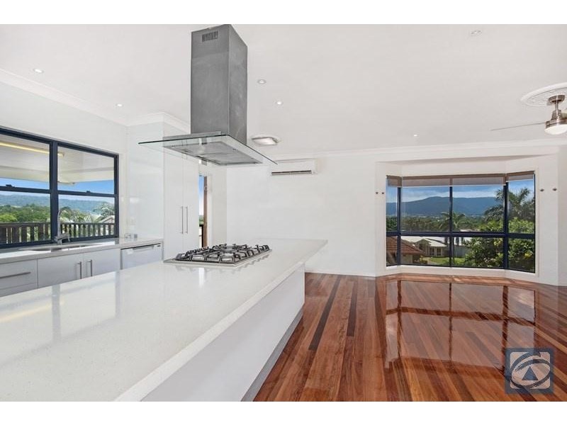 4 Rosemont Court, Mooroobool QLD 4870