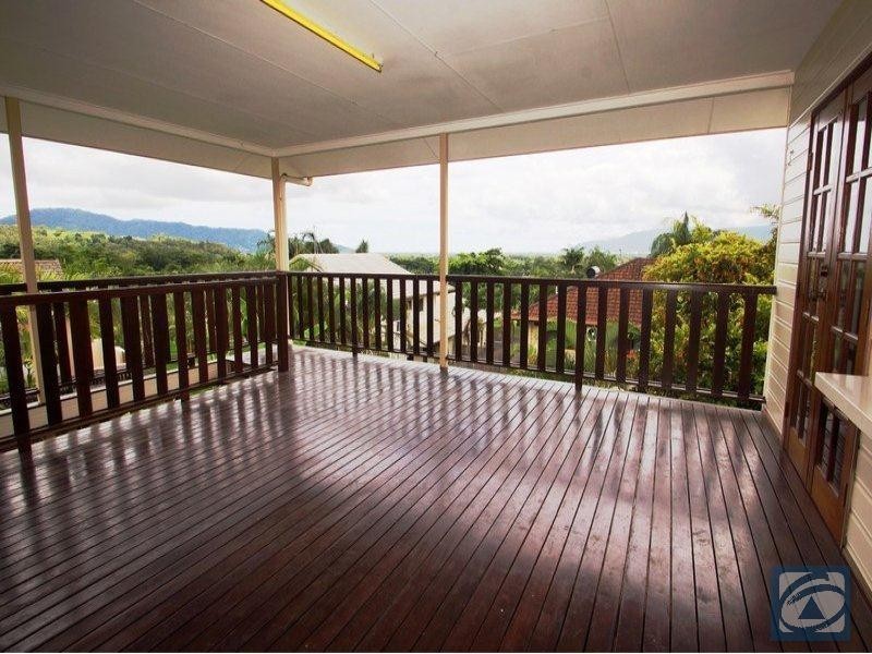 4 Rosemont Court, Mooroobool QLD 4870