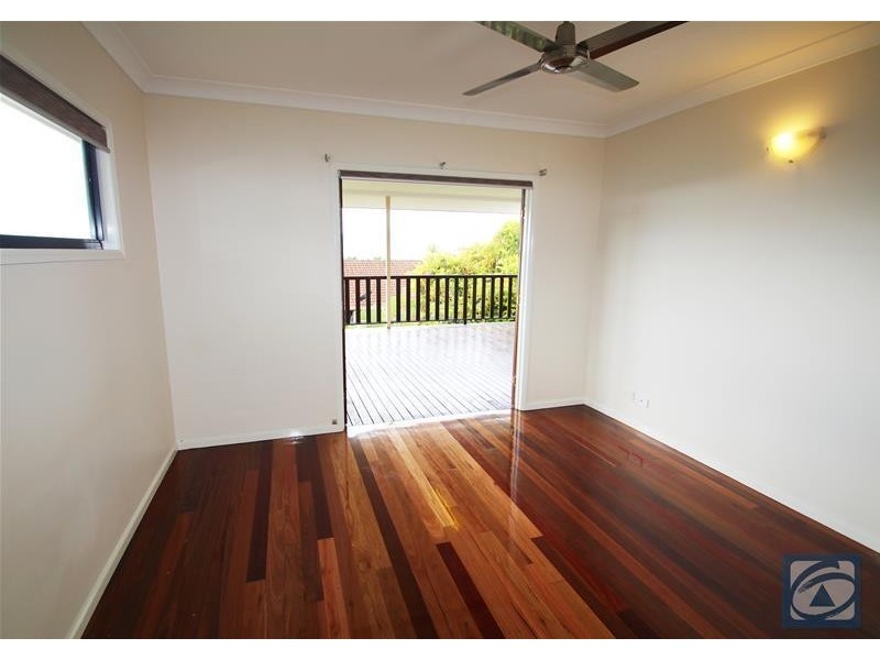 4 Rosemont Court, Mooroobool QLD 4870