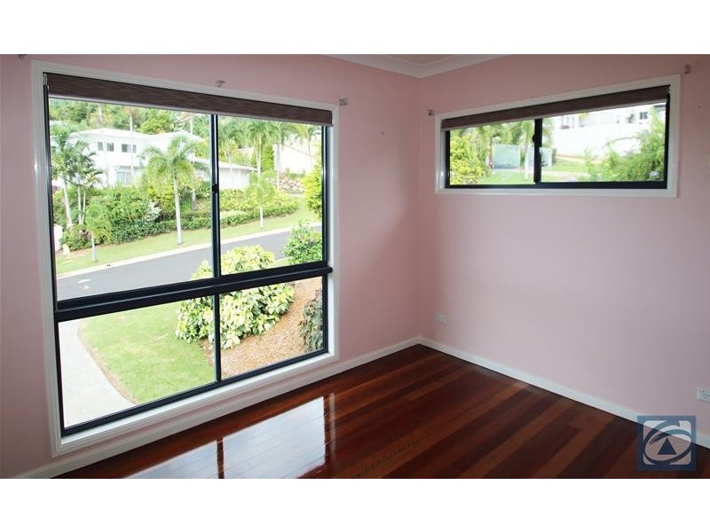 4 Rosemont Court, Mooroobool QLD 4870