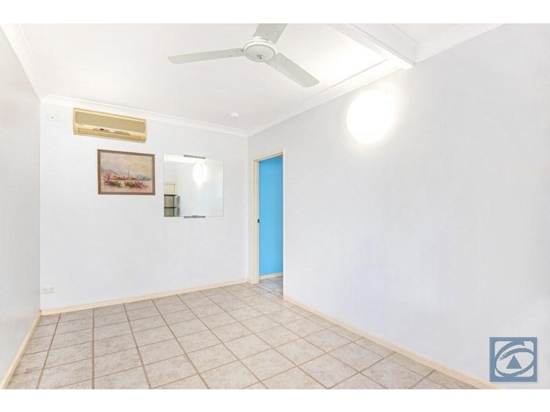 4 Rosemont Court, Mooroobool QLD 4870