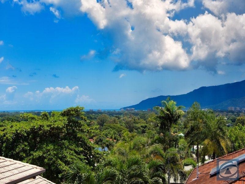 4 Rosemont Court, Mooroobool QLD 4870