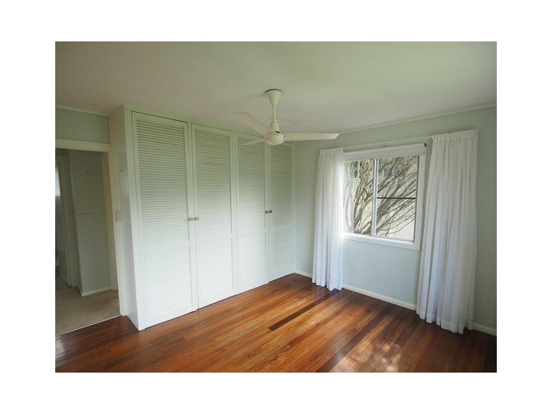 1 Mazlin Close, Edge Hill QLD 4870