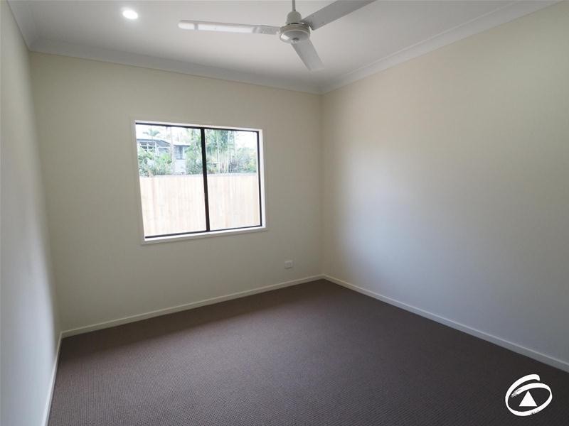 75 Upper Miles Street, Manoora QLD 4870