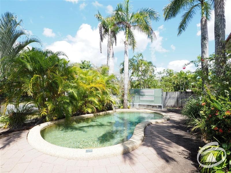 4/20 Springfield  Crescent, Manoora QLD 4870