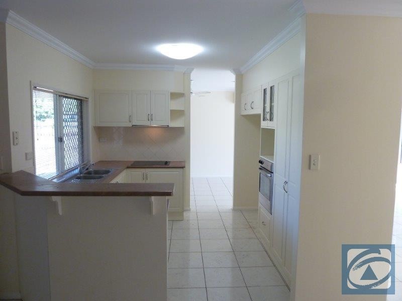 40 Banning Avenue, Brinsmead QLD 4870