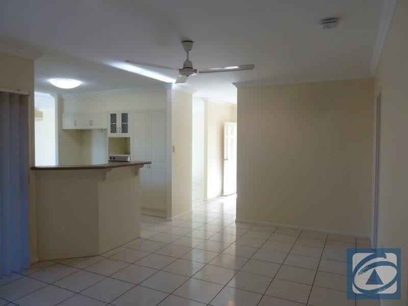 40 Banning Avenue, Brinsmead QLD 4870