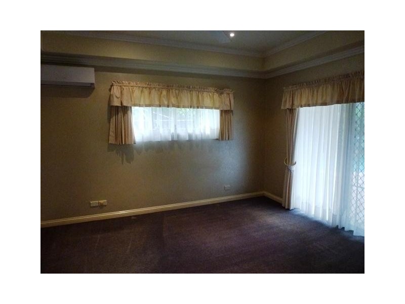 13 Stratford Chase, Stratford QLD 4870