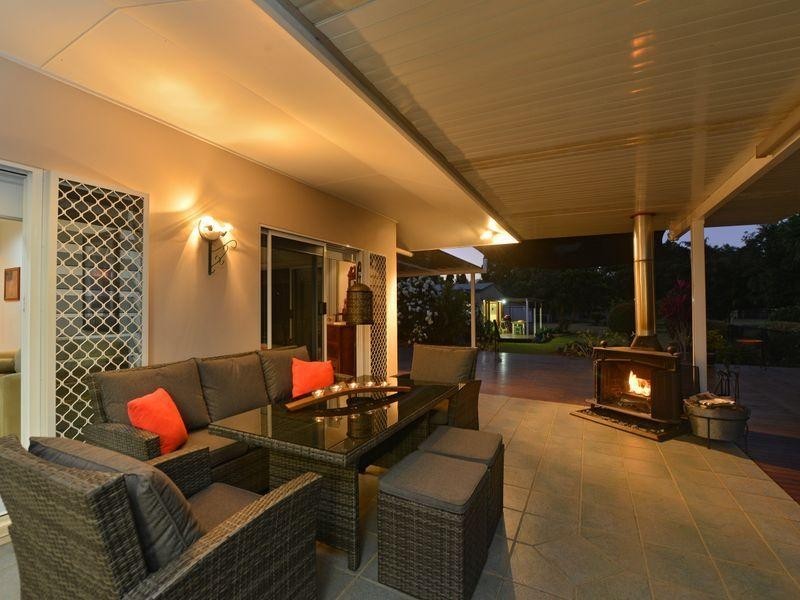 9-11 Soderberg Close, Redlynch QLD 4870