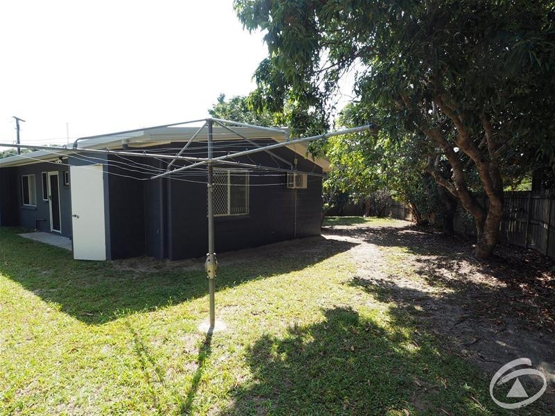 8 Avocado Close, Manoora QLD 4870