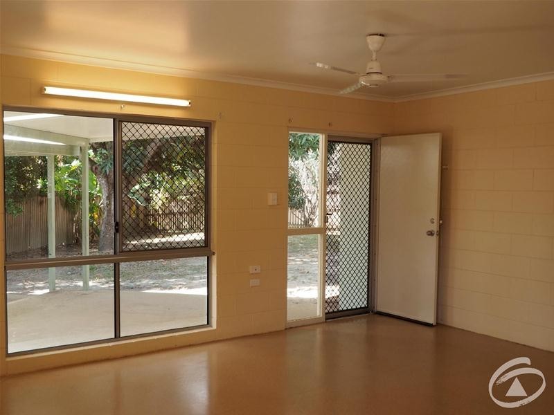 8 Avocado Close, Manoora QLD 4870