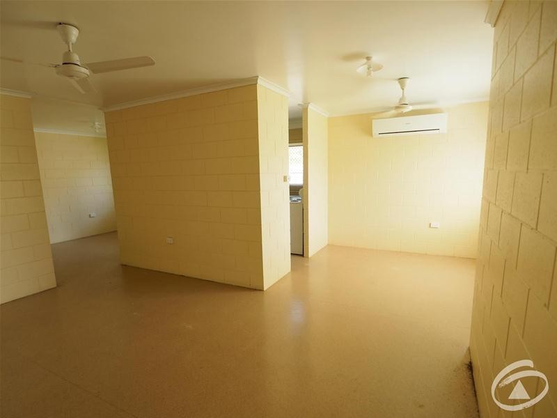 8 Avocado Close, Manoora QLD 4870