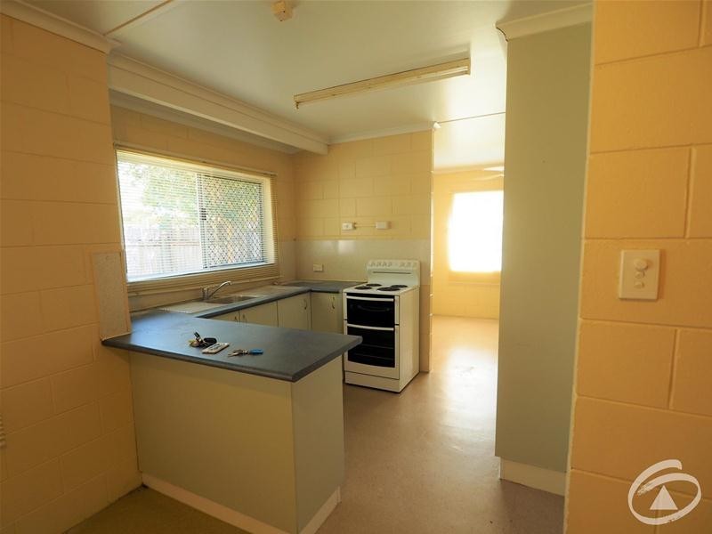 8 Avocado Close, Manoora QLD 4870