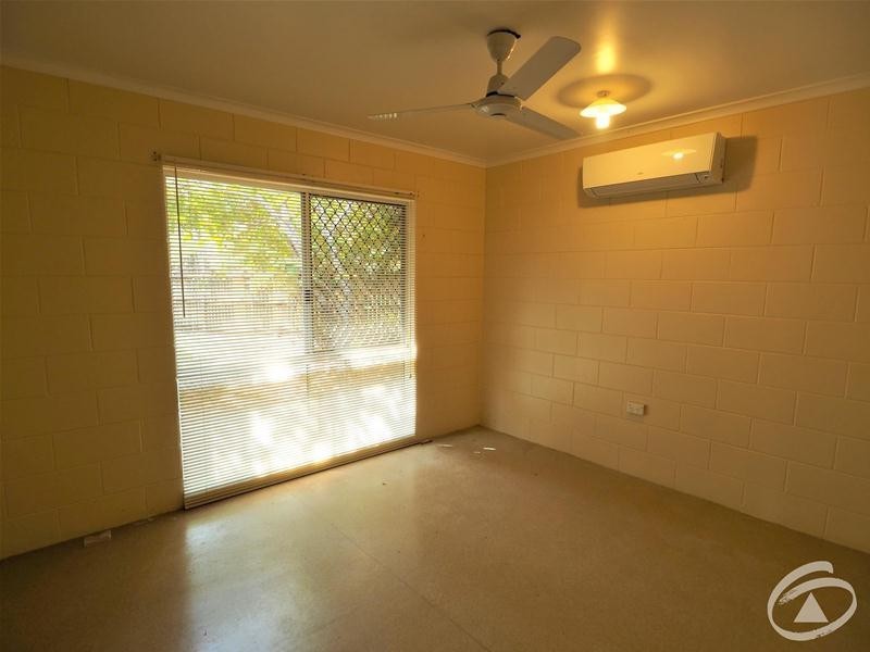 8 Avocado Close, Manoora QLD 4870