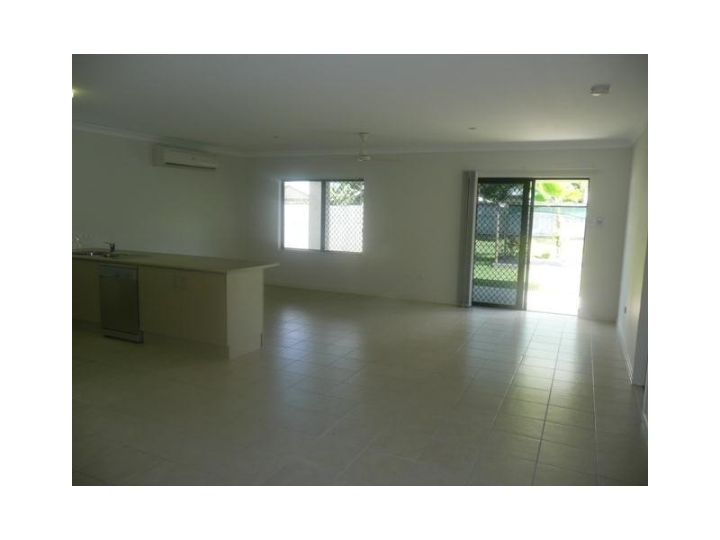 449B Varley Street, Yorkeys Knob QLD 4878