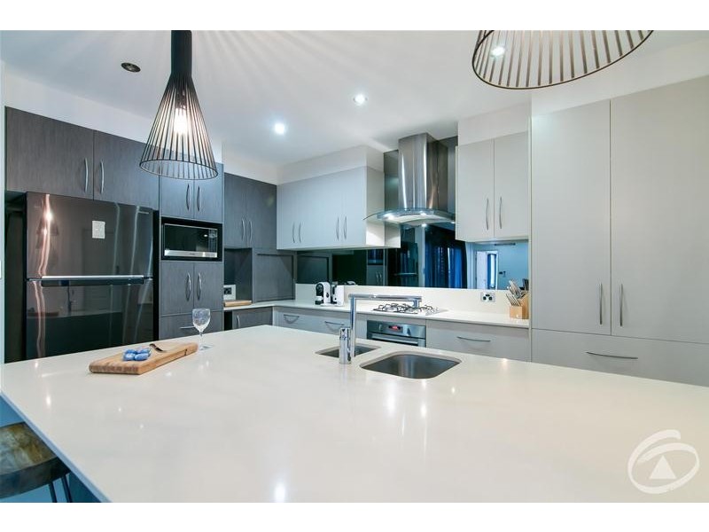 21 Hideaway Close, Palm Cove QLD 4879