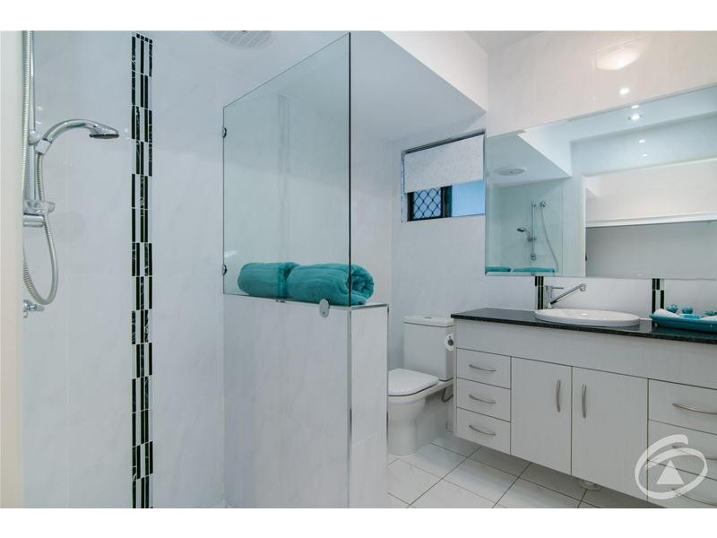 21 Hideaway Close, Palm Cove QLD 4879