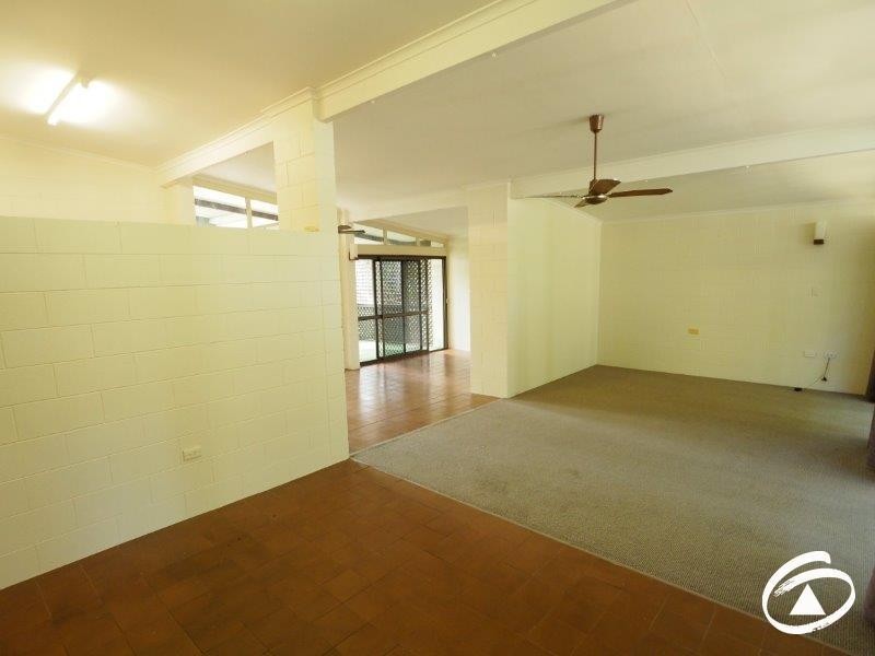 52 Endeavour  Road, Clifton Beach QLD 4879