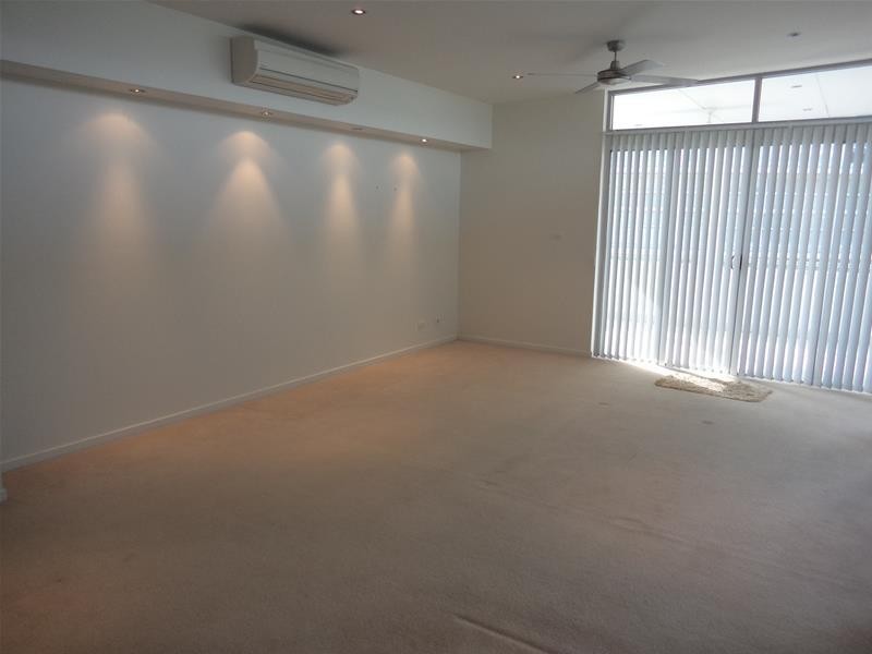 401/114 Abbott Street, Cairns City QLD 4870