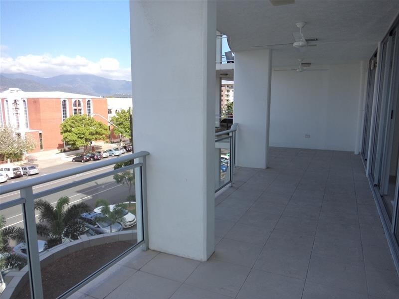 401/114 Abbott Street, Cairns City QLD 4870