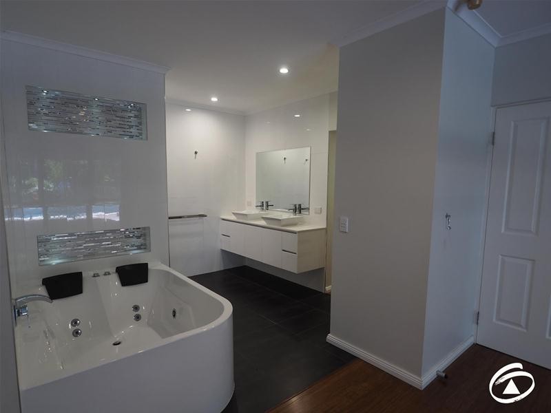 37 Parkinson Avenue, Kewarra Beach QLD 4879