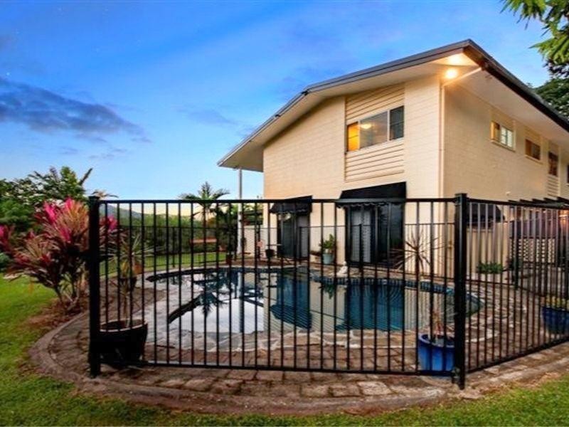 9-11 Sun Street, Brinsmead QLD 4870